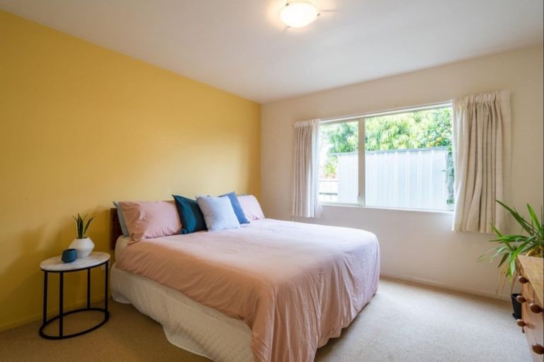 Photo of property in 17 Barrett Drive, Waikanae Beach, Waikanae, 5036