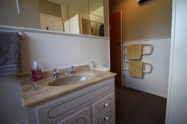 Photo of property in 108 Russell Street, Alexandra, 9320