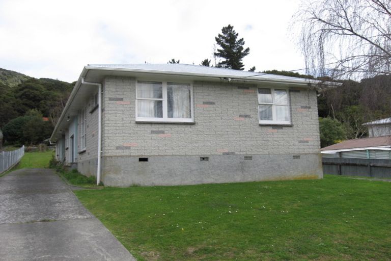 Photo of property in 13a Karaka Street, Wainuiomata, Lower Hutt, 5014