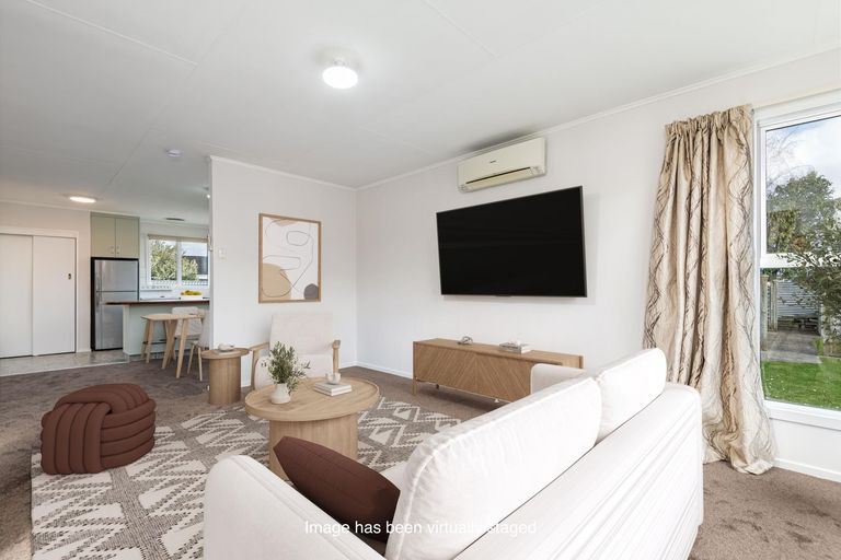 Photo of property in 18 Acacia Street, Kelvin Grove, Palmerston North, 4414