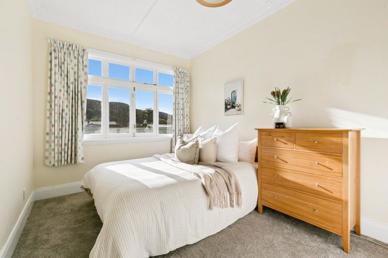 Photo of property in 80 Standen Street, Karori, Wellington, 6012