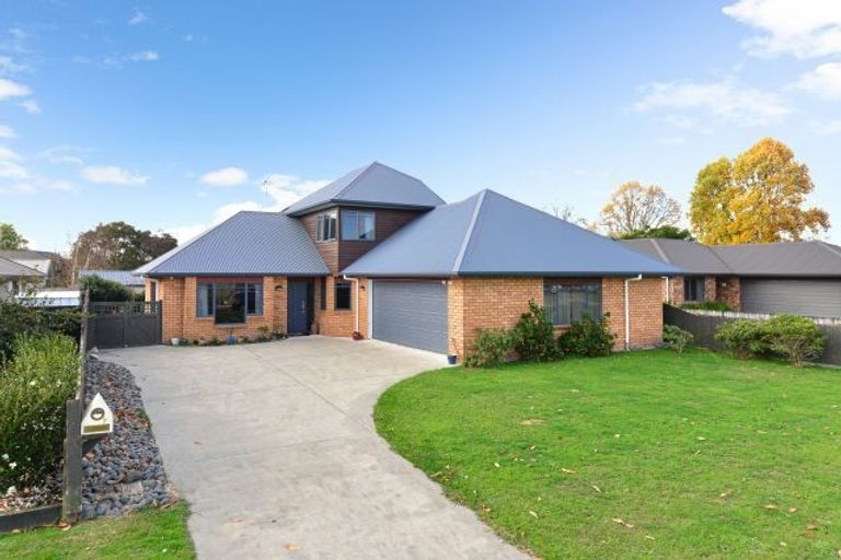 Photo of property in 29 Moore Street, Leamington, Cambridge, 3432