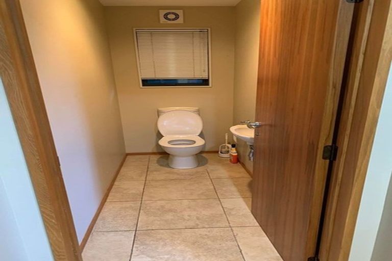 Photo of property in 1-3/1 Matakauri Place, Fernhill, Queenstown, 9300