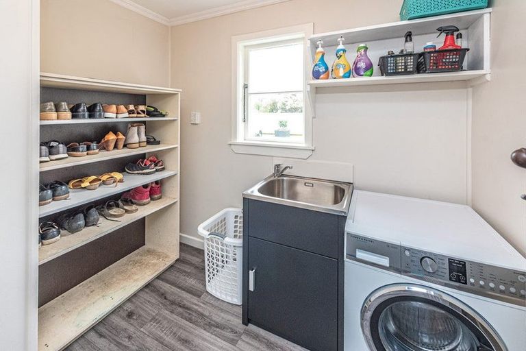 Photo of property in 16 Nikau Street, Tawhero, Whanganui, 4501