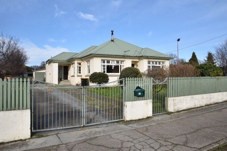 Photo of property in 26 Ferry Road, Edendale, 9825