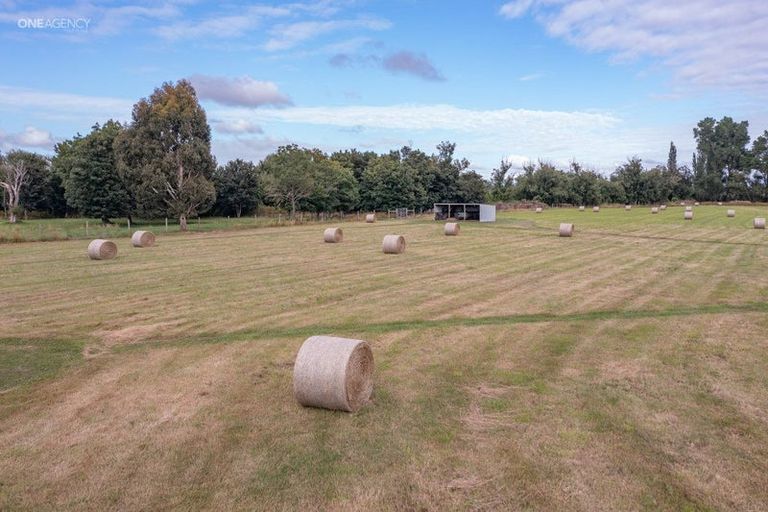 Photo of property in 27 Foothills Road, Okuku, Rangiora, 7473