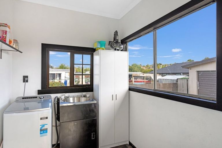 Photo of property in 15 Irving Street, Gore, 9710