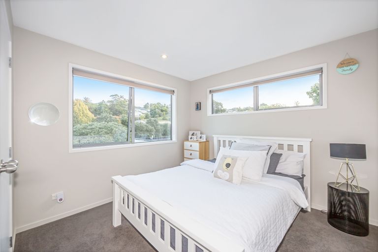 Photo of property in 4a Astrolabe Place, Gulf Harbour, Whangaparaoa, 0930