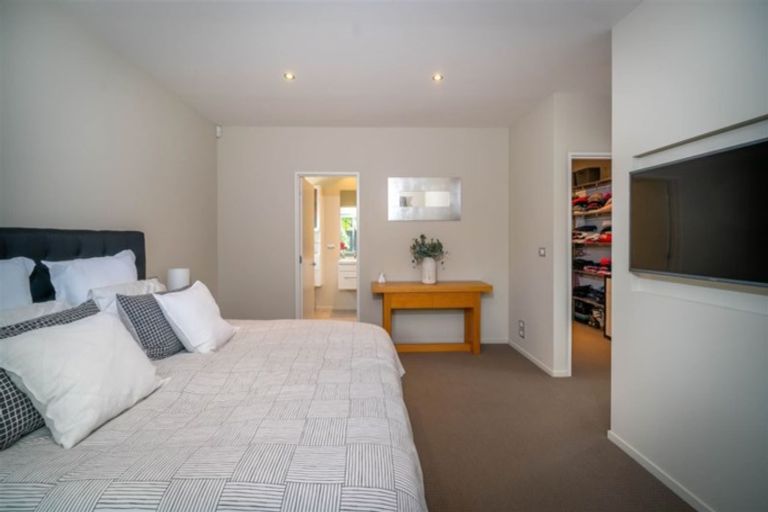 Photo of property in 8 Sovereign Gardens, Halswell, Christchurch, 8025