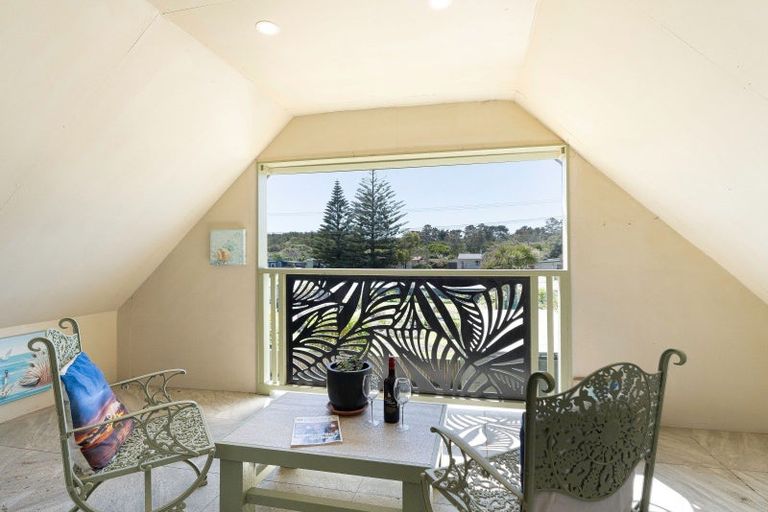 Photo of property in 41 Koputara Road, Himatangi Beach, Foxton, 4891