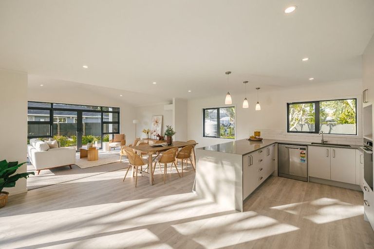 Photo of property in 31 Muhunoa Road East, Ohau, Levin, 5570