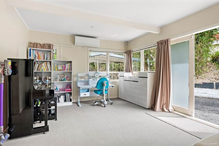 Photo of property in 126 Monarch Avenue, Hillcrest, Auckland, 0627