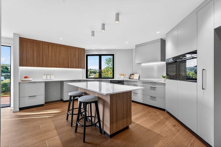 Photo of property in 1a Prestige Place, Castor Bay, Auckland, 0620