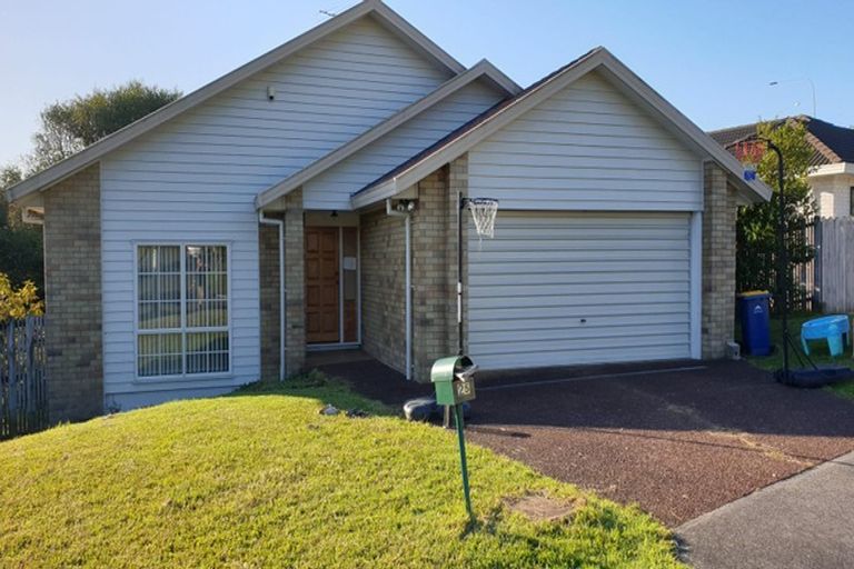 Photo of property in 25 Mercury Lane, Windsor Park, Auckland, 0632