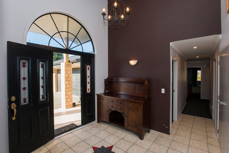 Photo of property in 17 Pohutukawa Grove, Lytton West, Gisborne, 4010