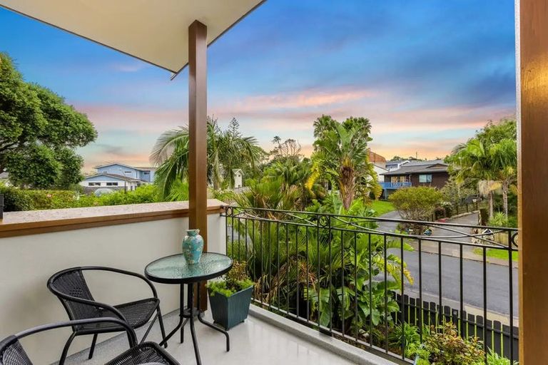 Photo of property in 58 Rosario Crescent, Red Beach, 0932