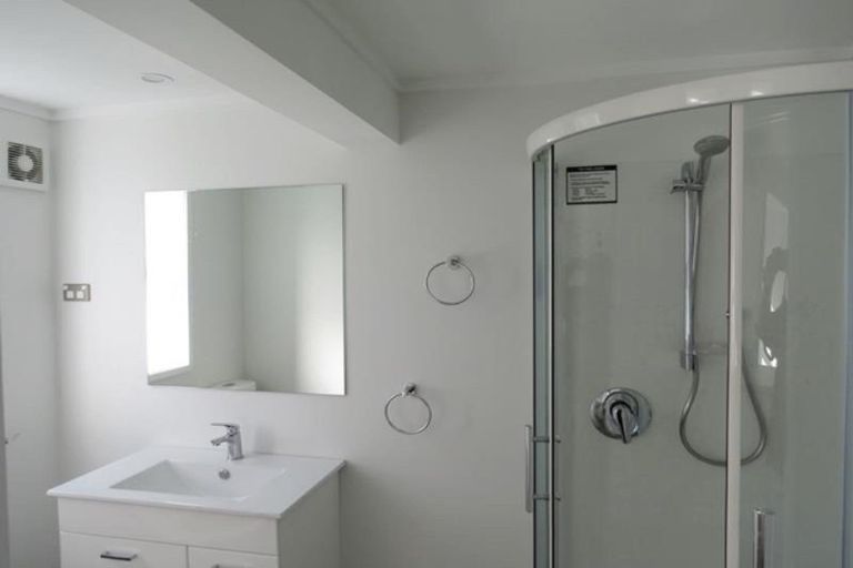 Photo of property in 46 Carrington Street, Lower Vogeltown, New Plymouth, 4310