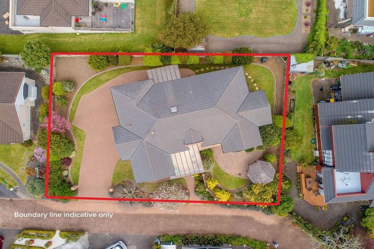 Photo of property in 54 Cherub Place, West Harbour, Auckland, 0618