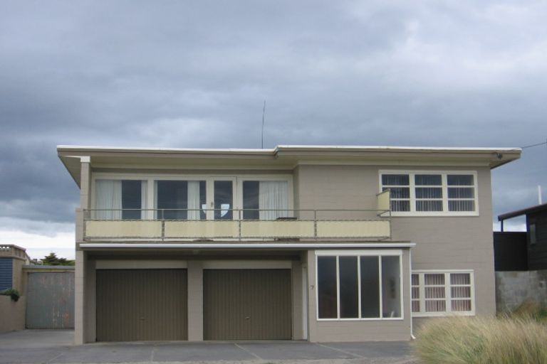 Photo of property in 7 Marine Parade South, Foxton Beach, Foxton, 4815