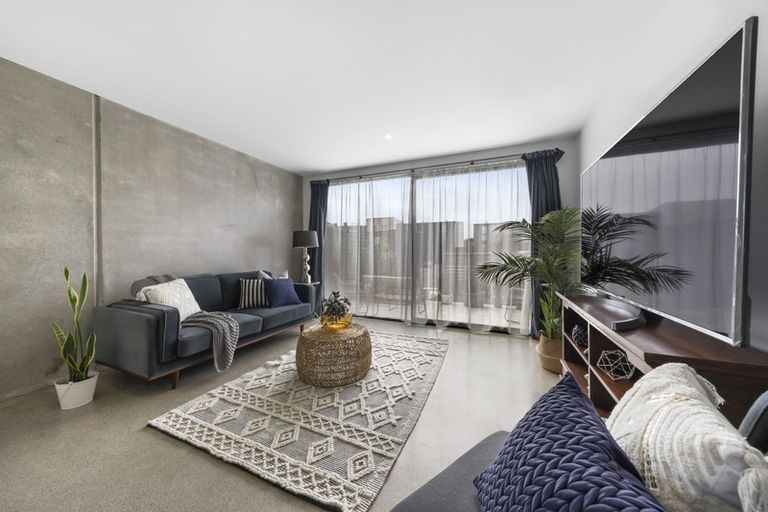 Photo of property in 431d Jackson Street, Petone, Lower Hutt, 5012