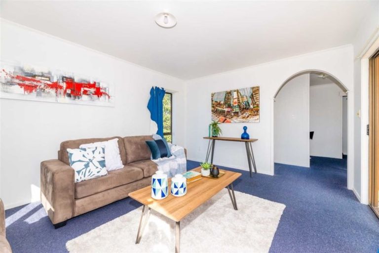 Photo of property in 1/71 Anich Road, Massey, Auckland, 0614