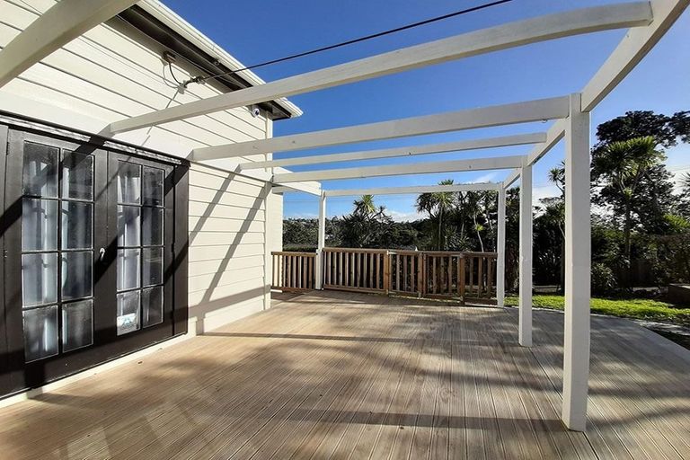 Photo of property in 24 Inglis Street, Birkenhead, Auckland, 0626