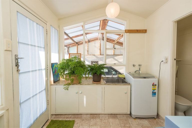 Photo of property in 2/21 Wakatu Avenue, Moncks Bay, Christchurch, 8081