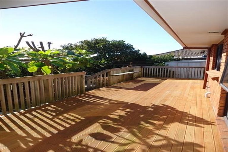 Photo of property in 1/1 Carriage Close, Northpark, Auckland, 2013