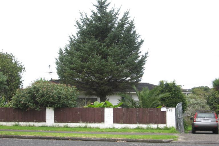 Photo of property in 142 Pigeon Mountain Road, Half Moon Bay, Auckland, 2012