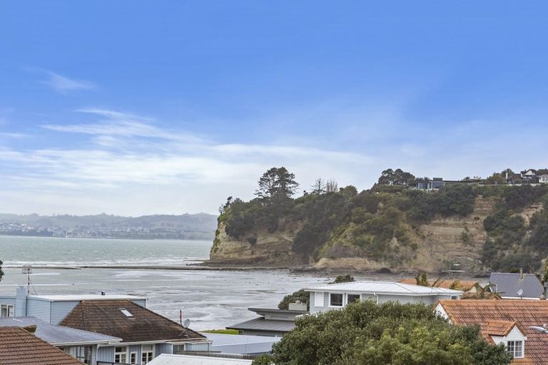 Photo of property in 21 Rogers Avenue, Eastern Beach, Auckland, 2012