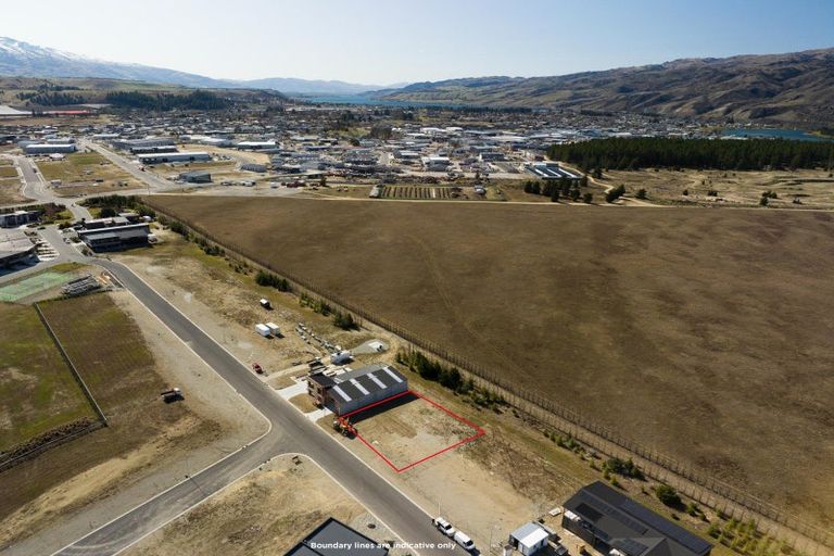 Photo of property in 15 Quinns Way, Cromwell, 9384