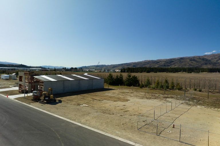 Photo of property in 15 Quinns Way, Cromwell, 9384