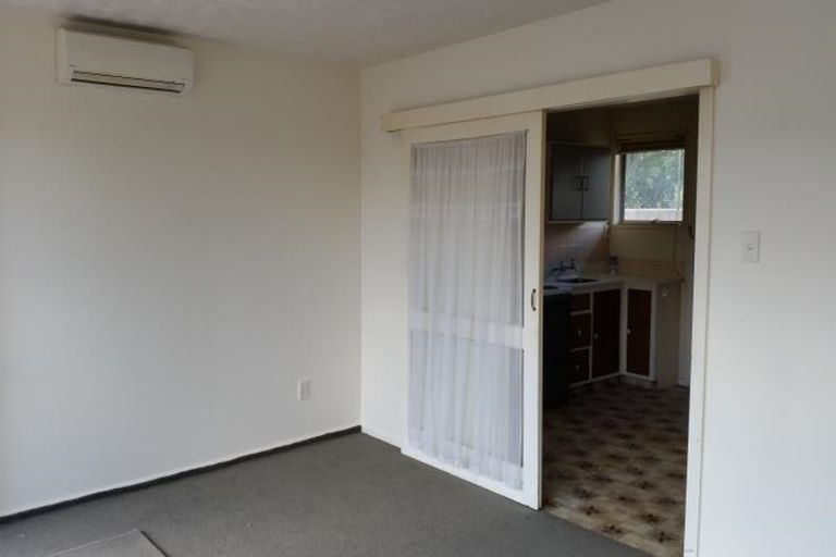 Photo of property in 2/8 Sylvan Street, Hillmorton, Christchurch, 8024