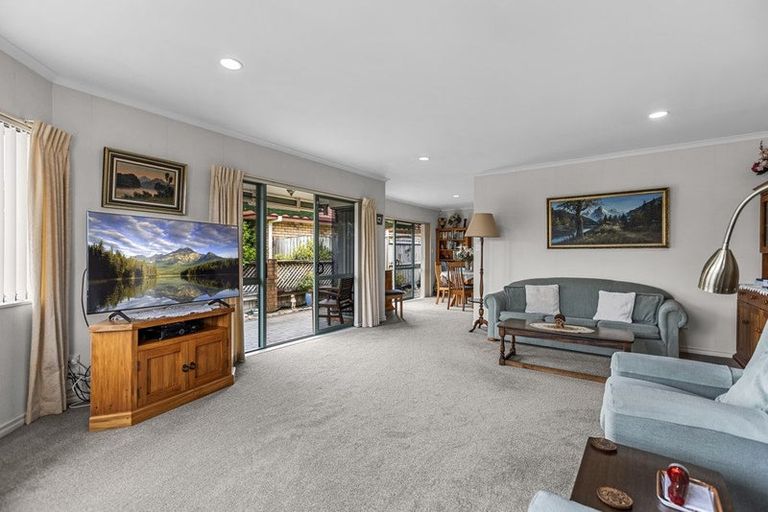Photo of property in 21 Francevic Avenue, Mount Maunganui, 3116