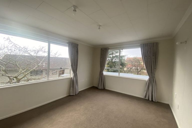 Photo of property in 52 Sawyers Arms Road, Northcote, Christchurch, 8052