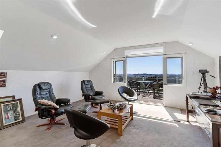 Photo of property in 565 Redoubt Road, Flat Bush, Auckland, 2019
