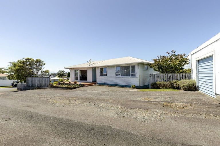 Photo of property in 26 Clearmont Crescent, Blagdon, New Plymouth, 4310