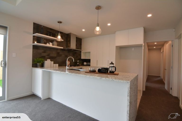 Photo of property in 10 Ardnave Lane, Broomfield, Christchurch, 8042