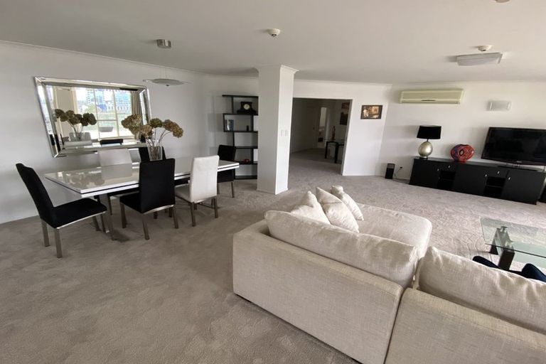 Photo of property in 40d Thackeray Street, Hamilton Lake, Hamilton, 3204