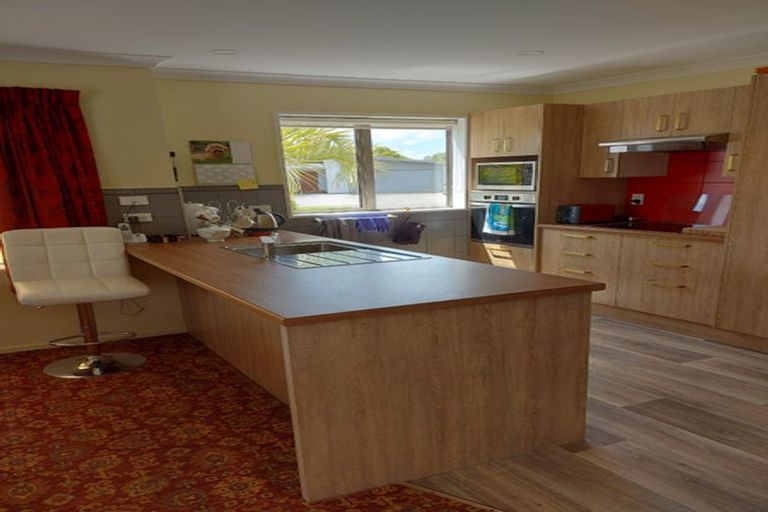 Photo of property in 19 Dunsford Close, Halswell, Christchurch, 8025