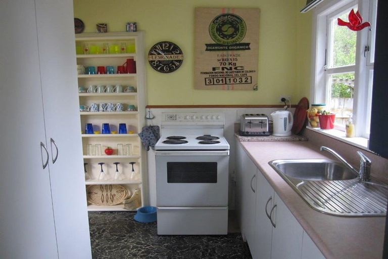 Photo of property in 30 Manuka Street, Otaki Beach, Otaki, 5512