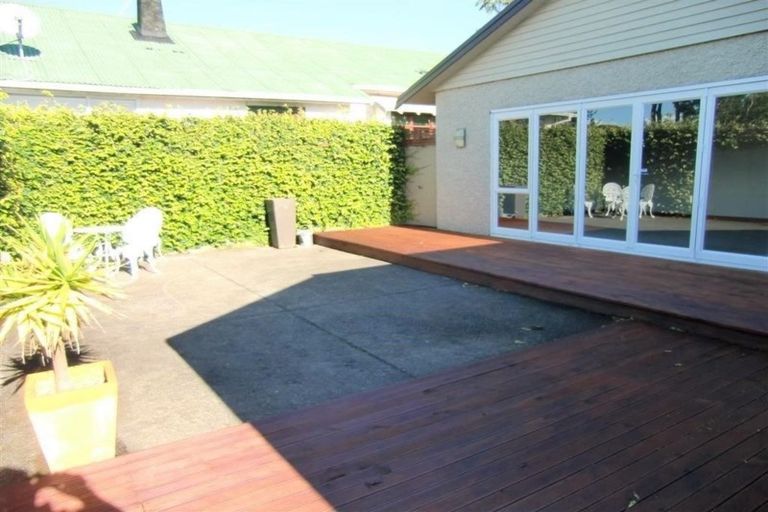 Photo of property in 2 Rawhiti Street, Vogeltown, New Plymouth, 4310