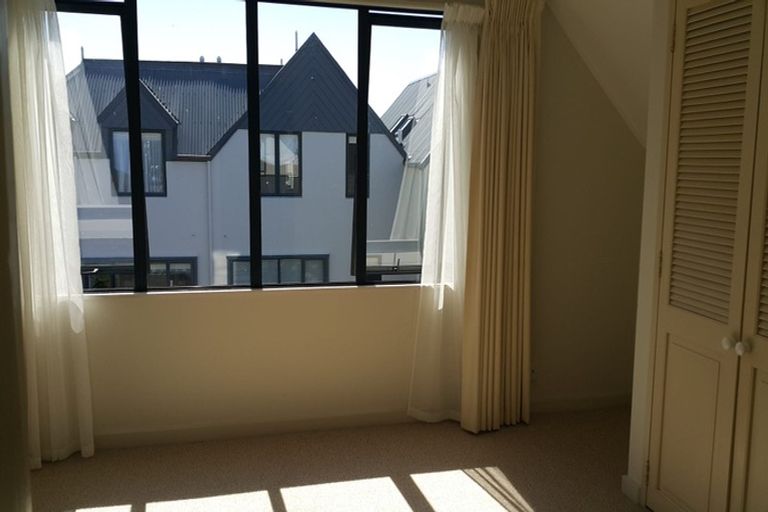 Photo of property in 9/14 Harriett Street, Thorndon, Wellington, 6011