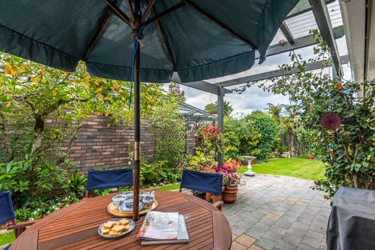 Photo of property in 87 Pahiatua Street, Hokowhitu, Palmerston North, 4410