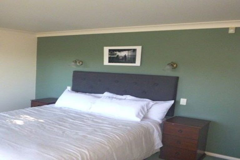 Photo of property in 9a Gavaskar Place, Khandallah, Wellington, 6035