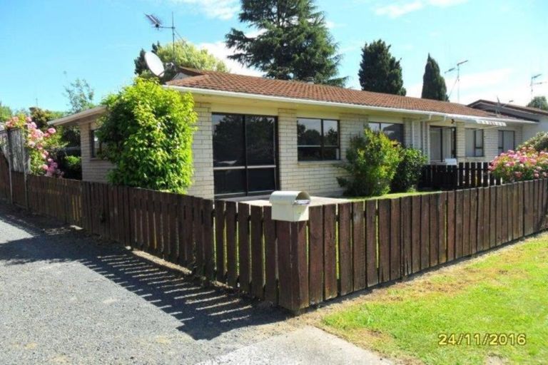 Photo of property in 47 Clare Street, Cambridge, 3434