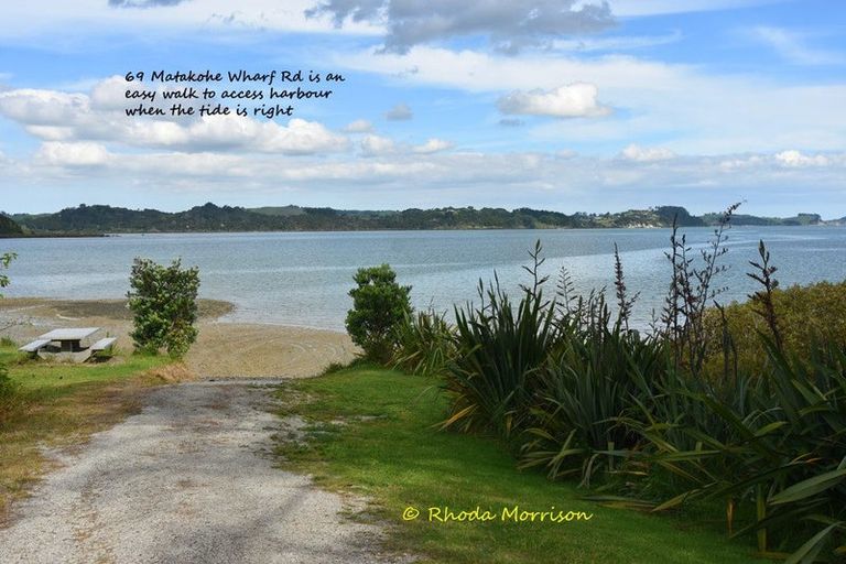 Photo of property in 69 Matakohe Wharf Road, Matakohe, 0593
