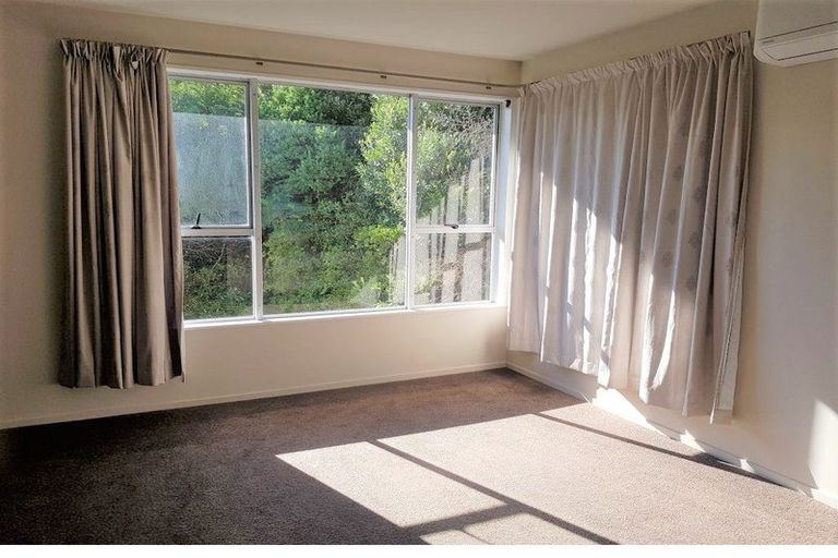 Photo of property in 2/16 John Street, Titahi Bay, Porirua, 5022
