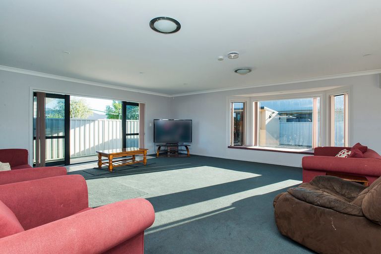 Photo of property in 17 Pohutukawa Grove, Lytton West, Gisborne, 4010