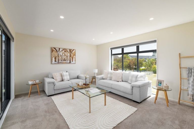 Photo of property in 5 Ruston Lane, Halswell, Christchurch, 8025